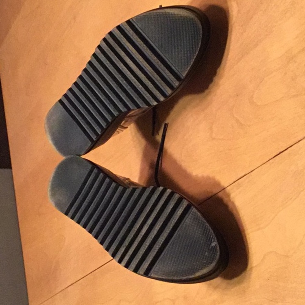 Steve Madden platform wingtips - Picture 4 of 6